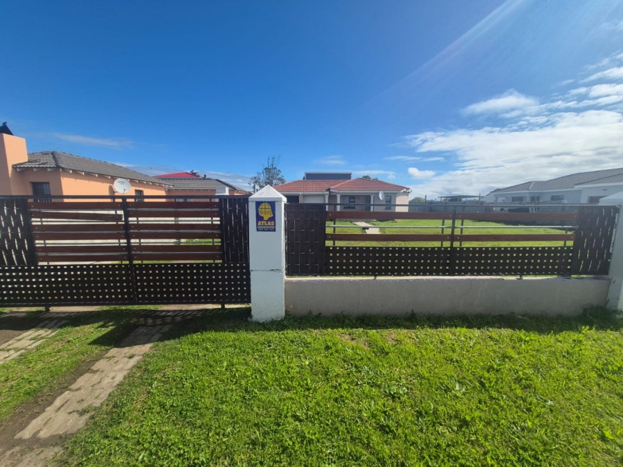 2 Bedroom Property for Sale in Fairview Eastern Cape